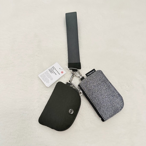 lululemon athletica Accessories - Lululemon Dual Pouch Wristlet Key & Card Holder